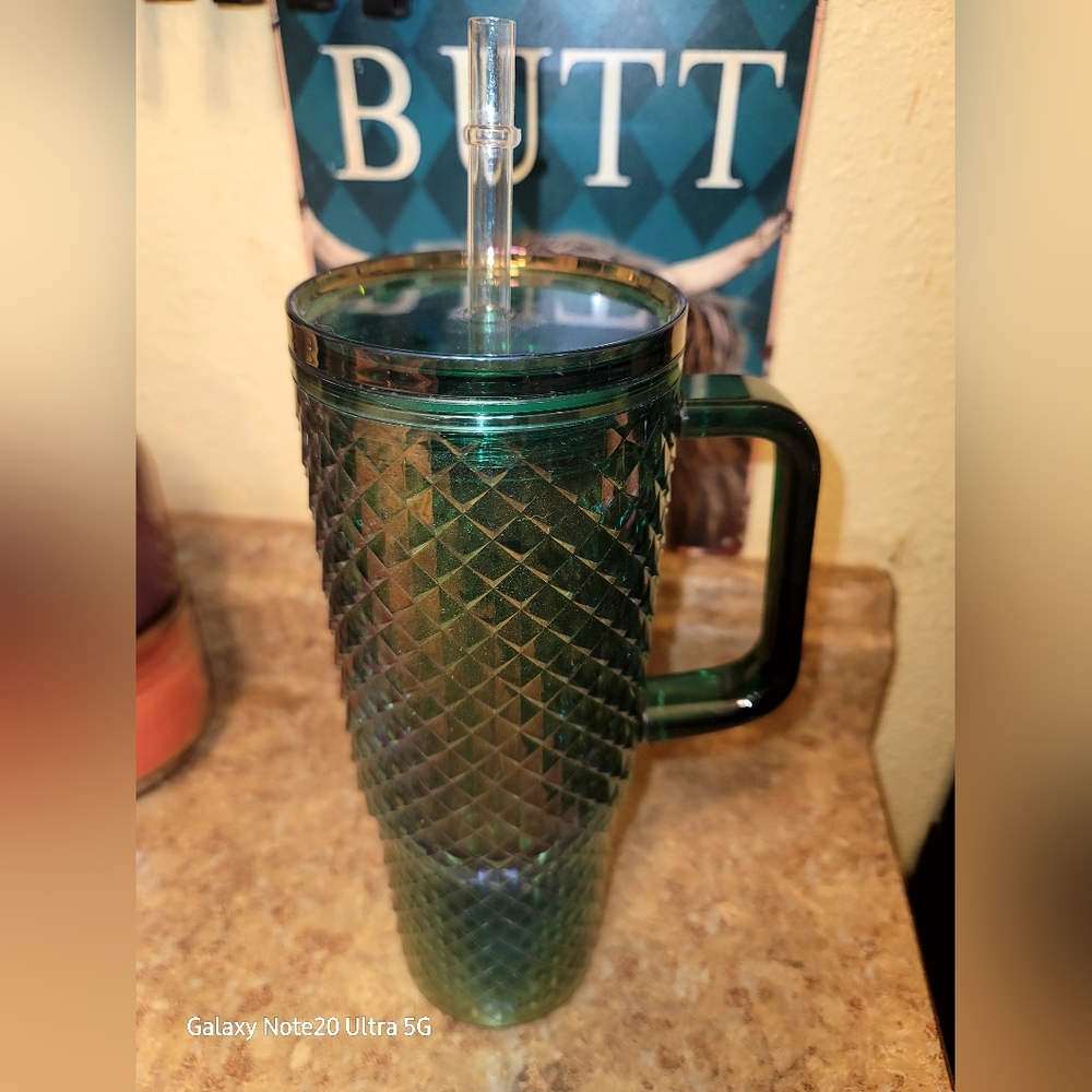 Mainstays 30oz Green Textured Tumbler with Straw